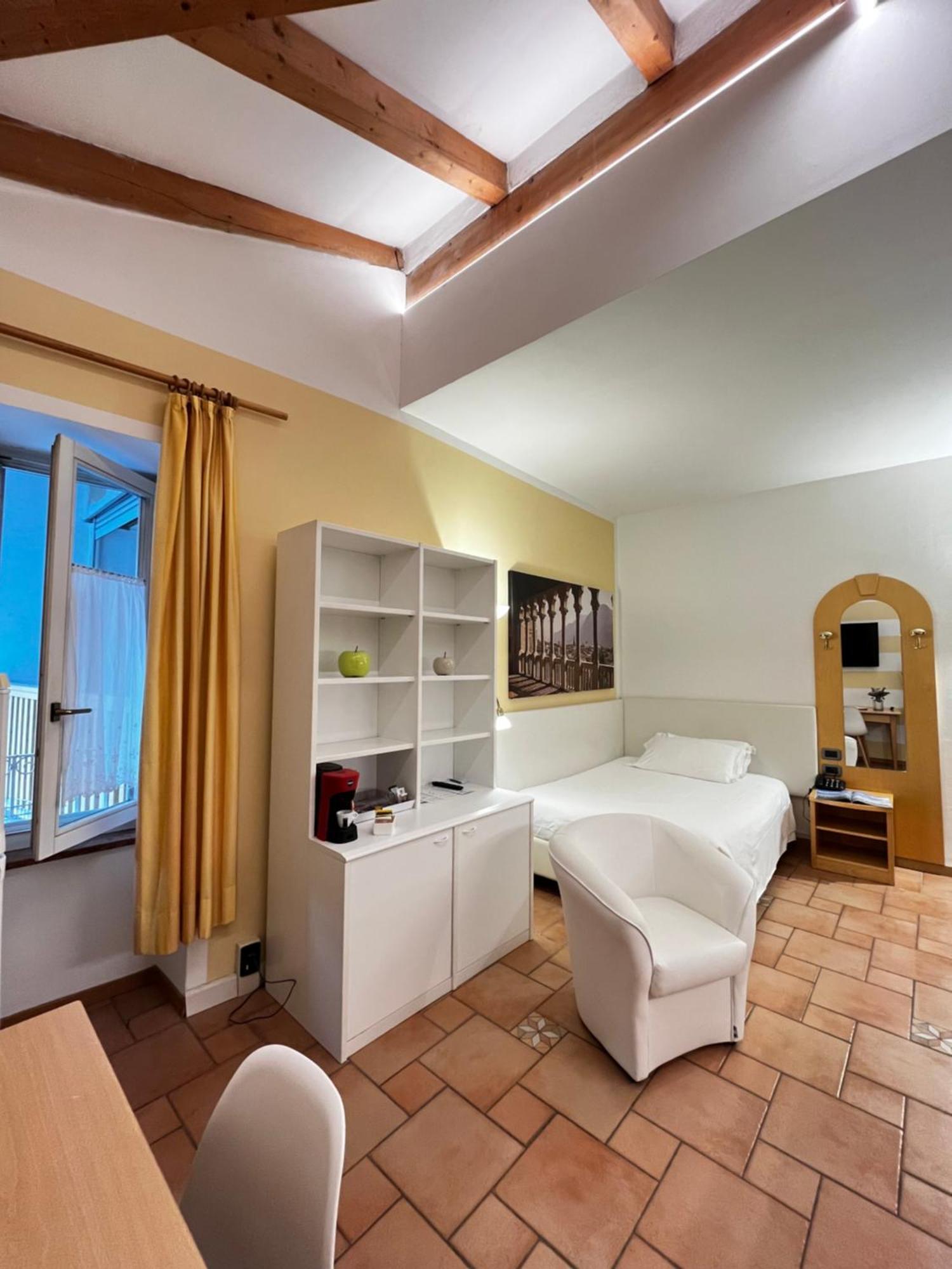 Manci Apartments By Hotel America Trento Exterior foto